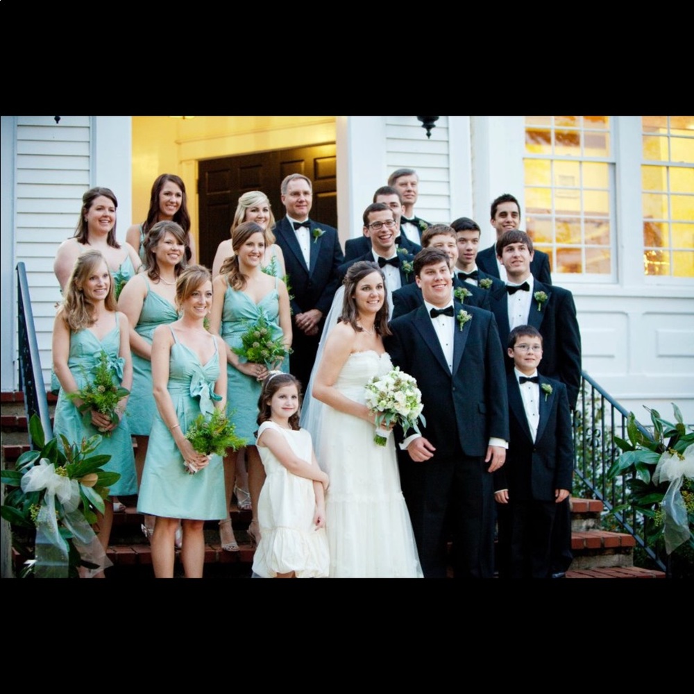 Siri Bridesmaid Dress - Picture 3 of 3